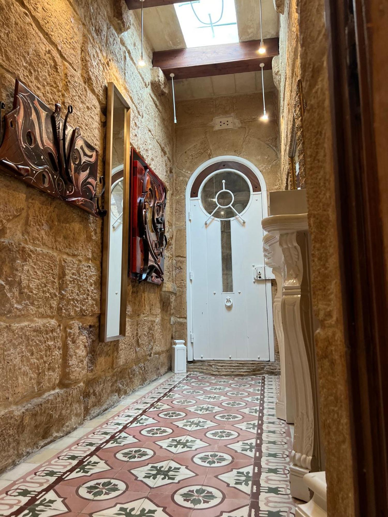 Apartment Traditional Maltese By Ma *